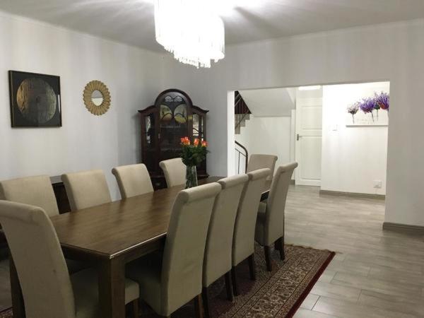 Calla Lily Guesthouse Mbombela ภายนอก รูปภาพ