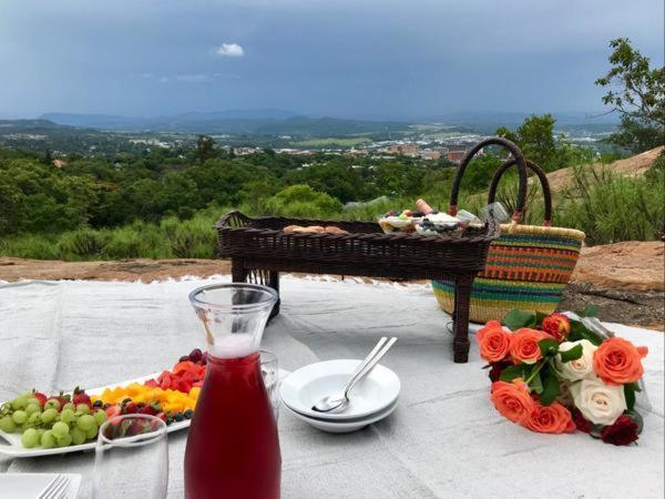 Calla Lily Guesthouse Mbombela ภายนอก รูปภาพ