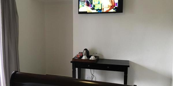 Calla Lily Guesthouse Mbombela ภายนอก รูปภาพ