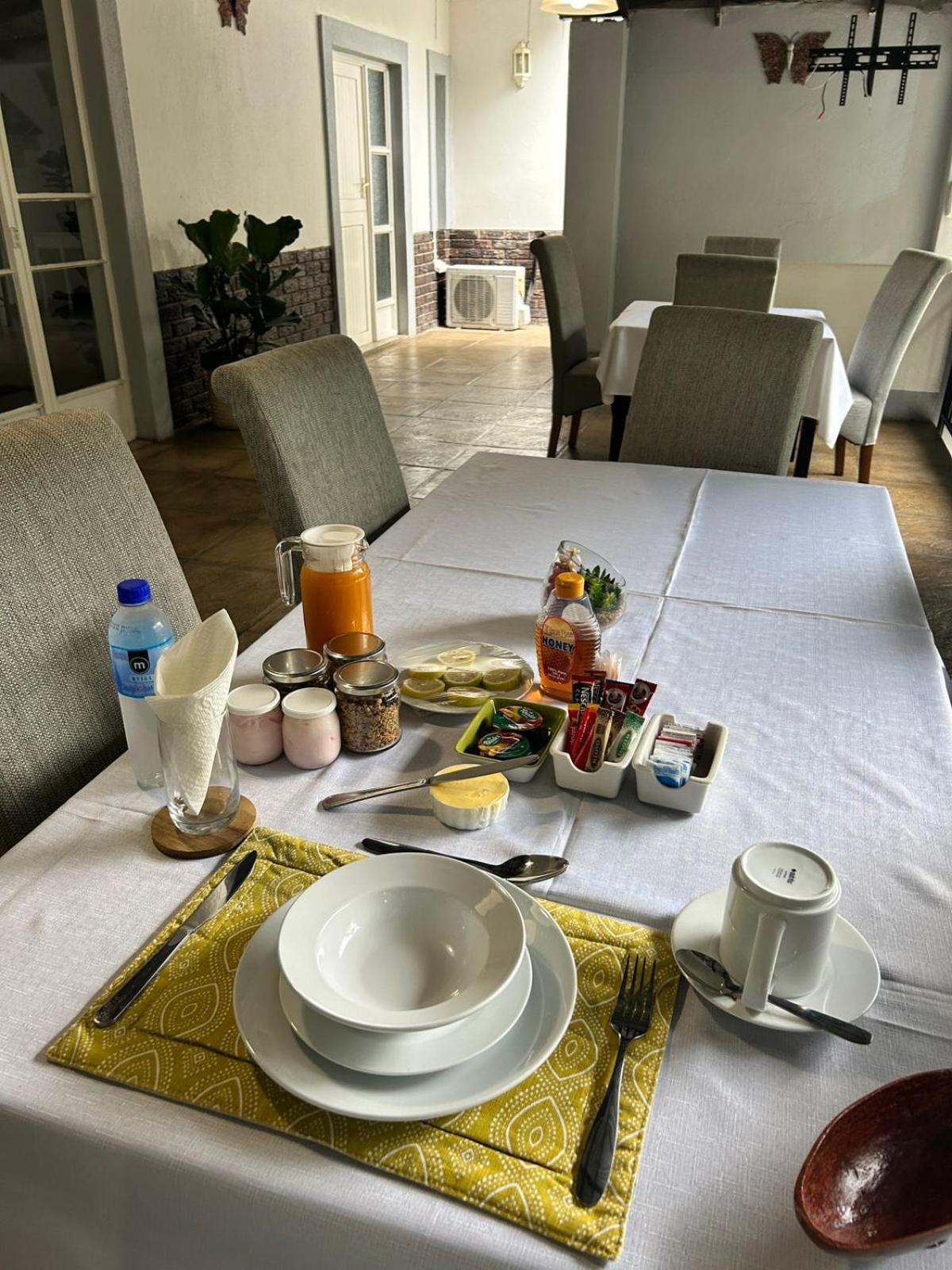 Calla Lily Guesthouse Mbombela ภายนอก รูปภาพ