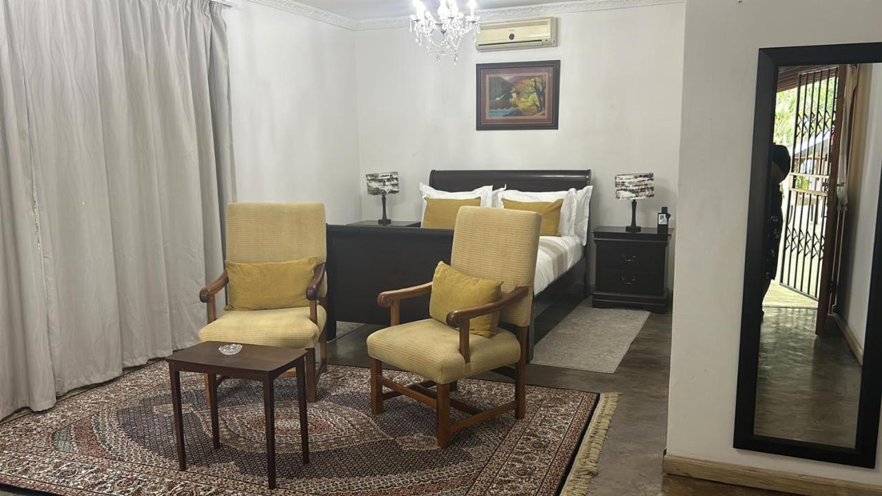 Calla Lily Guesthouse Mbombela ภายนอก รูปภาพ