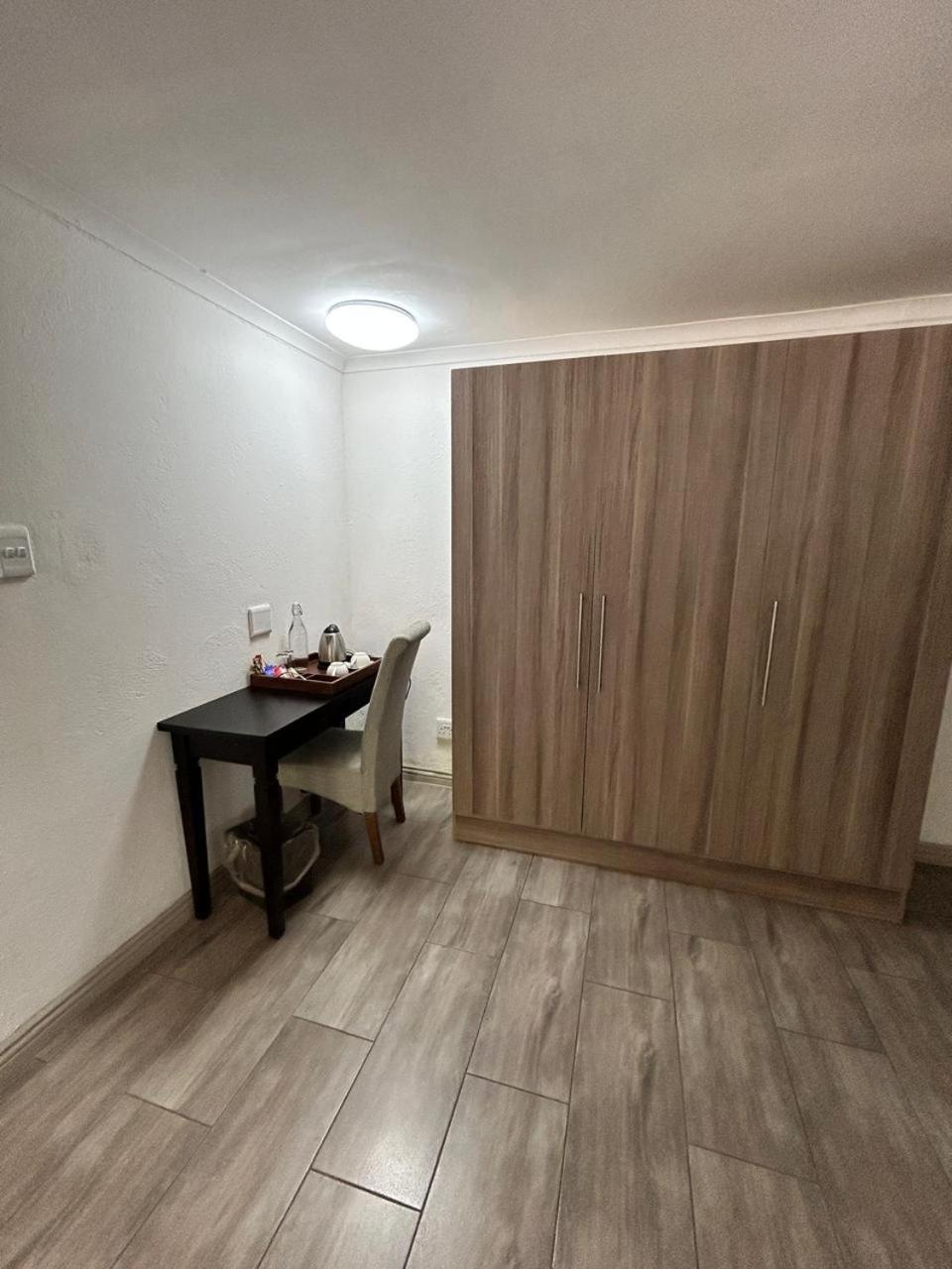 Calla Lily Guesthouse Mbombela ภายนอก รูปภาพ