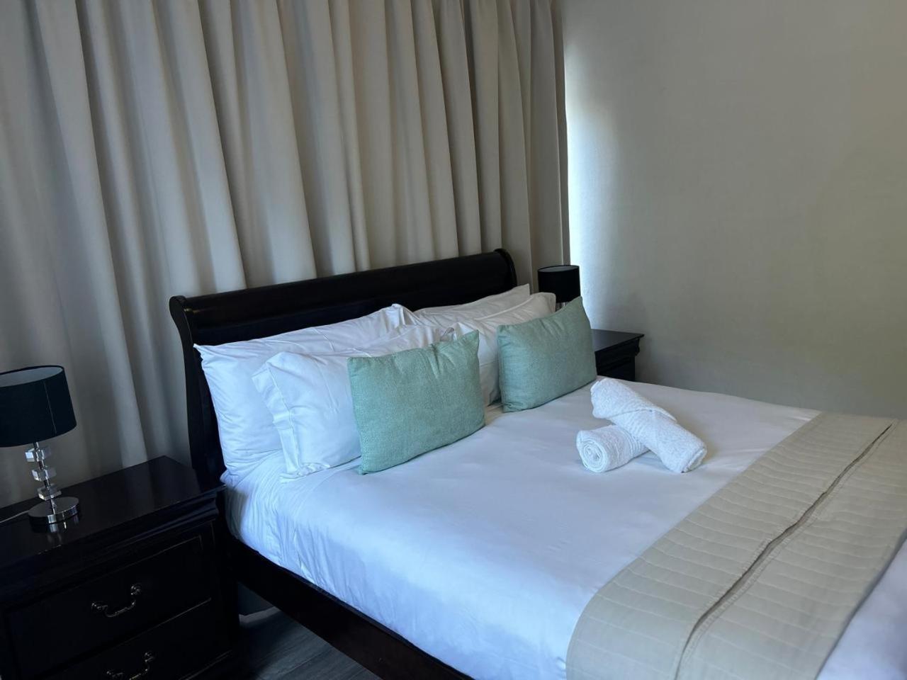 Calla Lily Guesthouse Mbombela ภายนอก รูปภาพ
