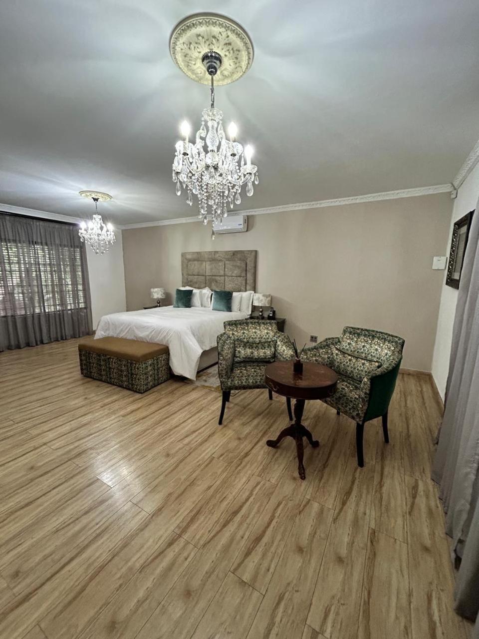 Calla Lily Guesthouse Mbombela ภายนอก รูปภาพ