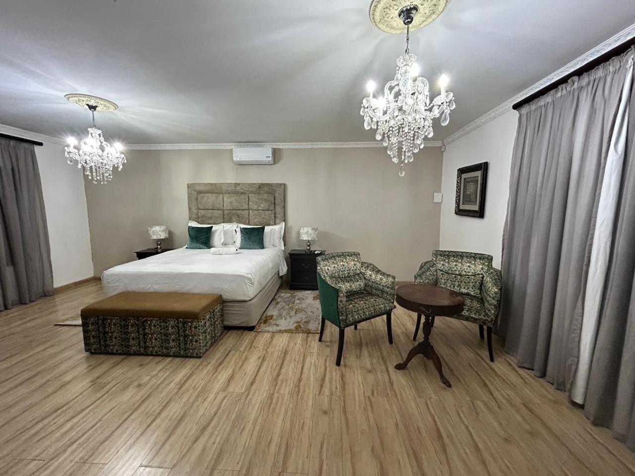 Calla Lily Guesthouse Mbombela ภายนอก รูปภาพ